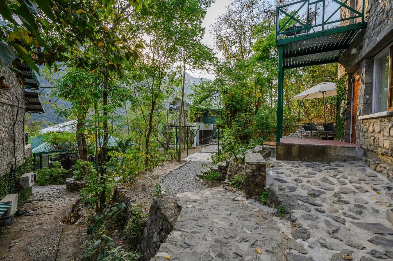 Neemrana'S Glasshouse On The Ganges Рішикеш Екстер'єр фото