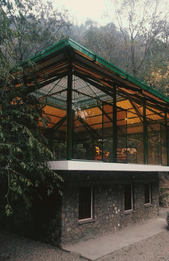 Neemrana'S Glasshouse On The Ganges Рішикеш Екстер'єр фото